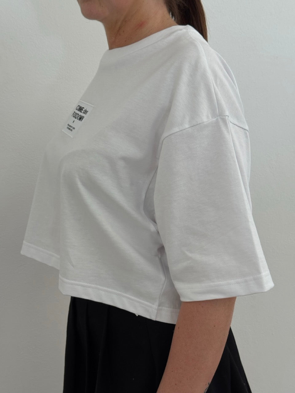 T-shirt in jersey con etichetta