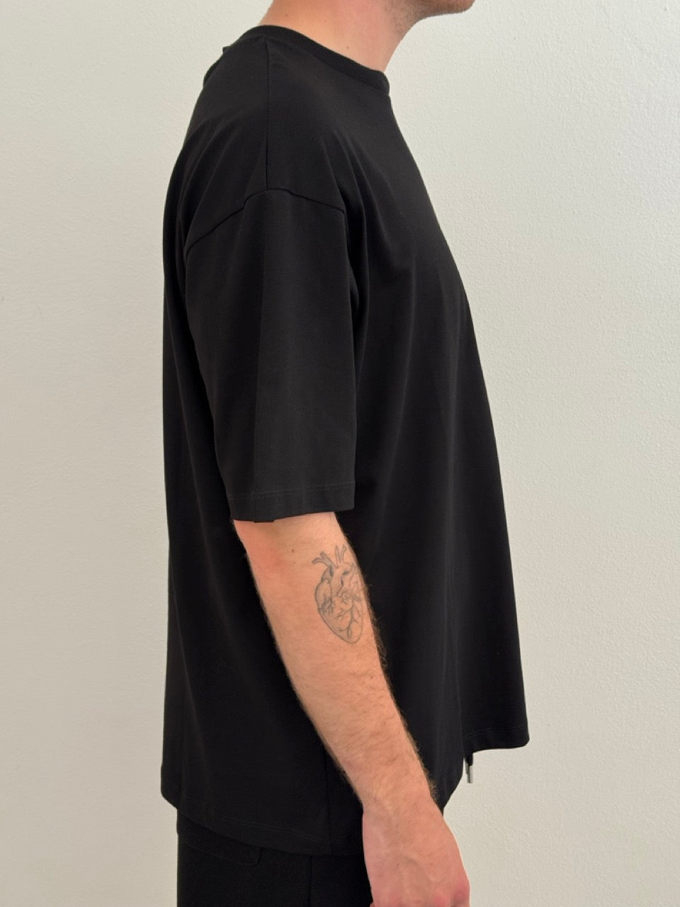 T-shirt in jersey con logo