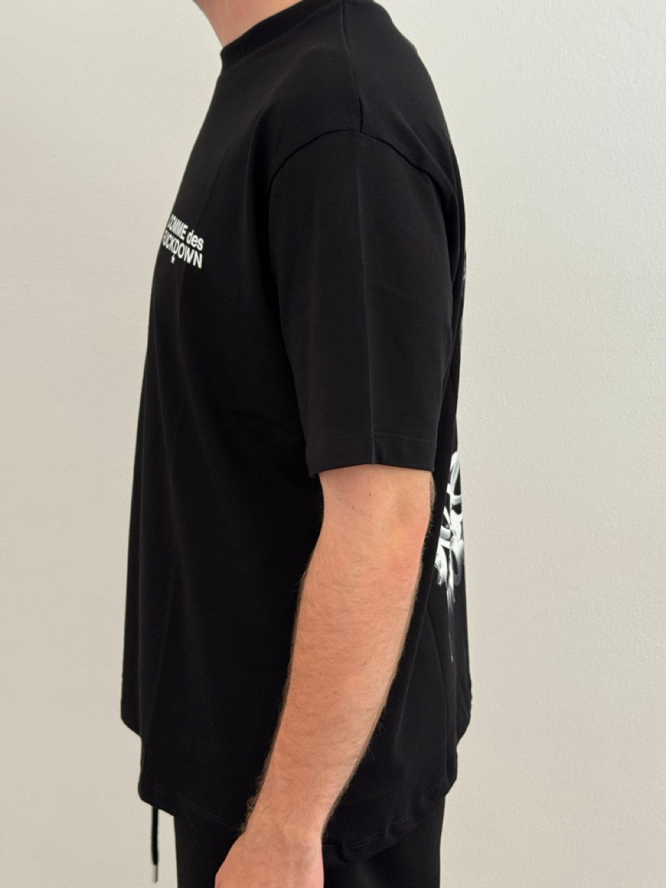 T-shirt graffiti