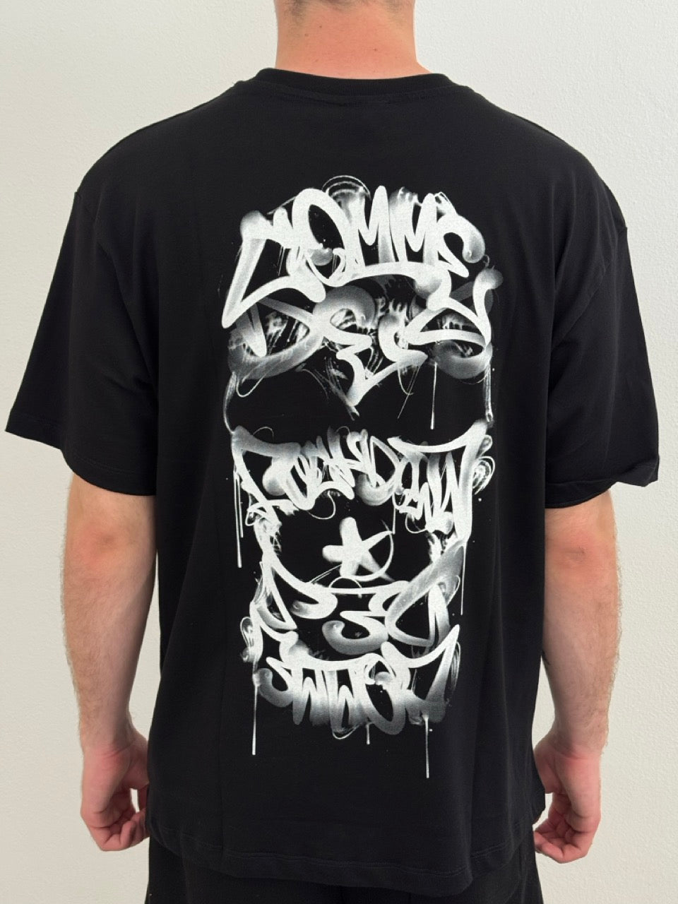 T-shirt graffiti