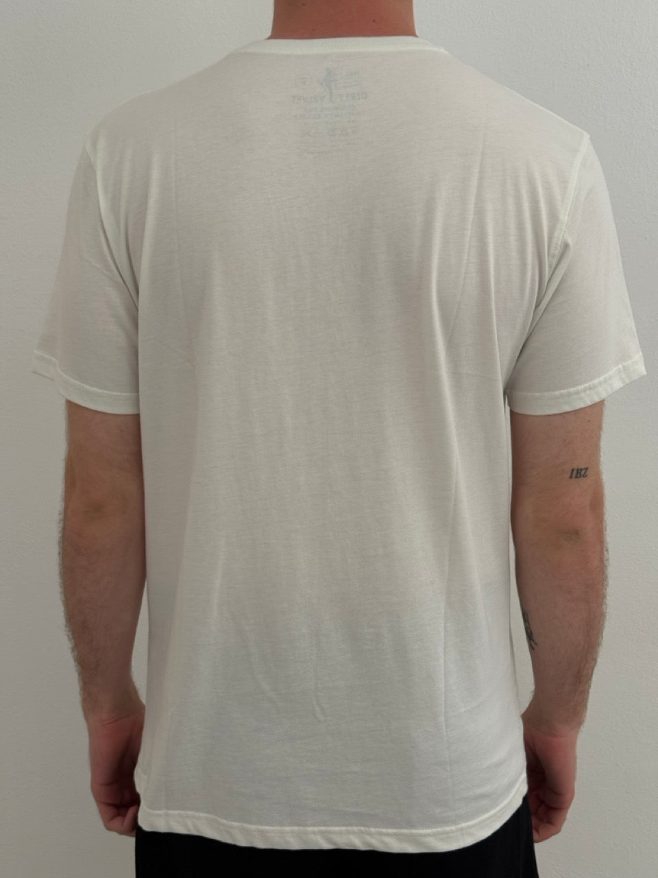 T-shirt binario