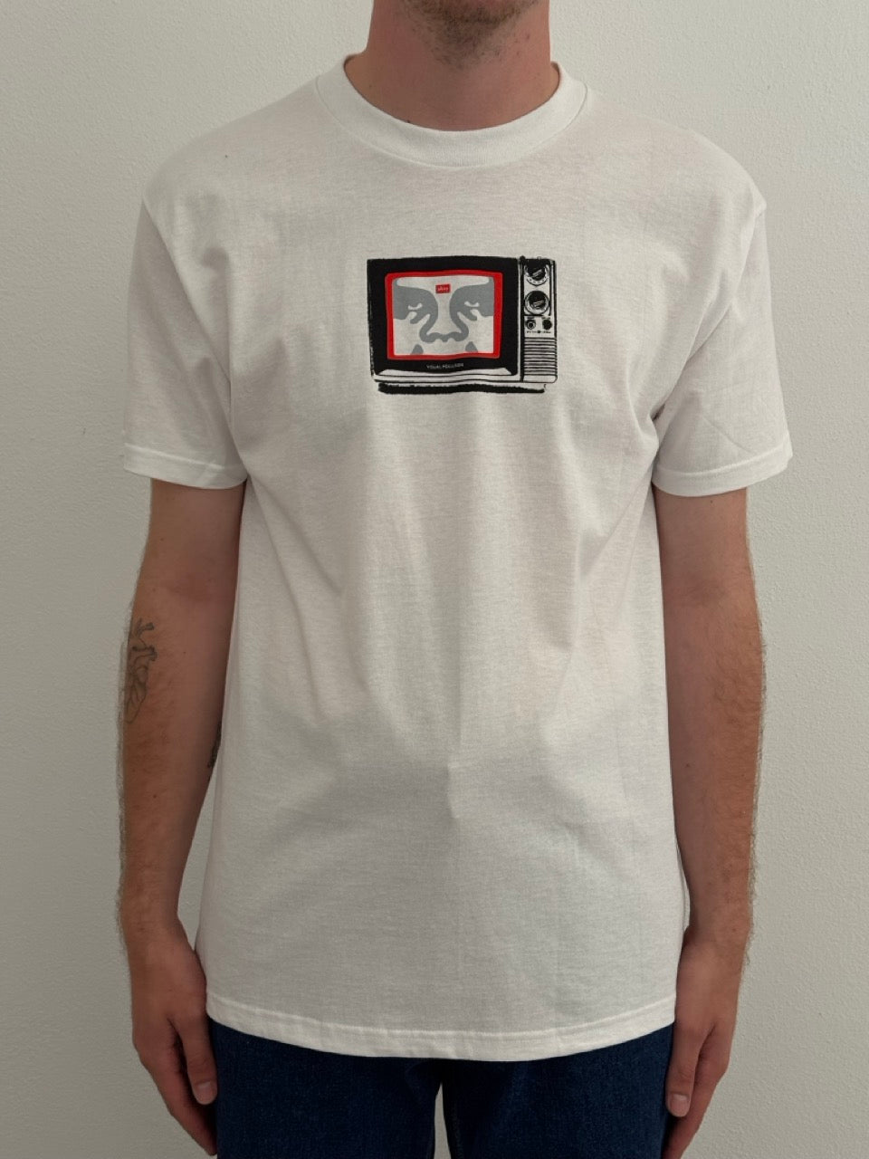 T-shirt tv