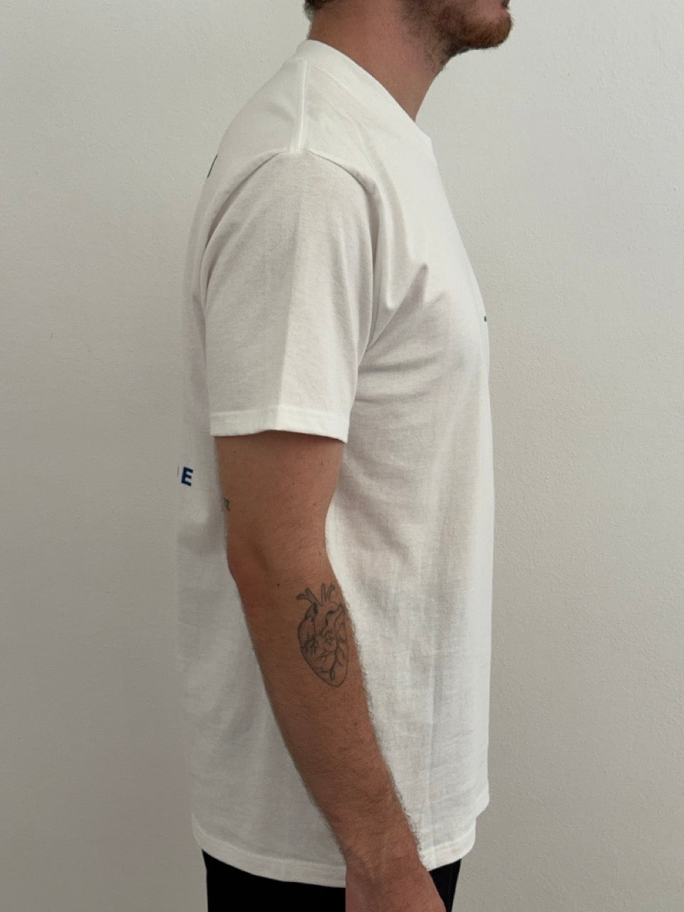 T-shirt Helping Hand