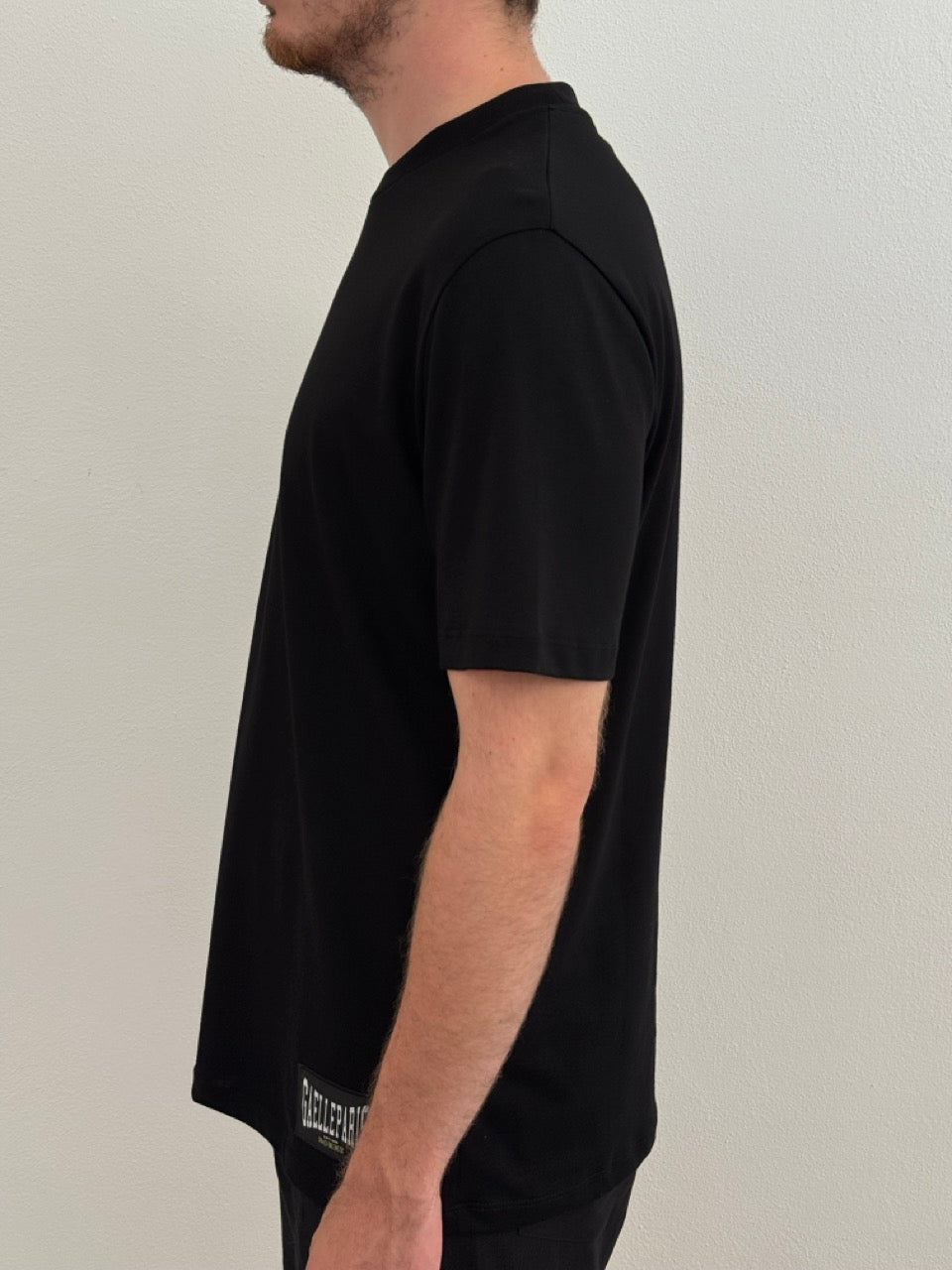 T-shirt in jersey girocollo con etichetta