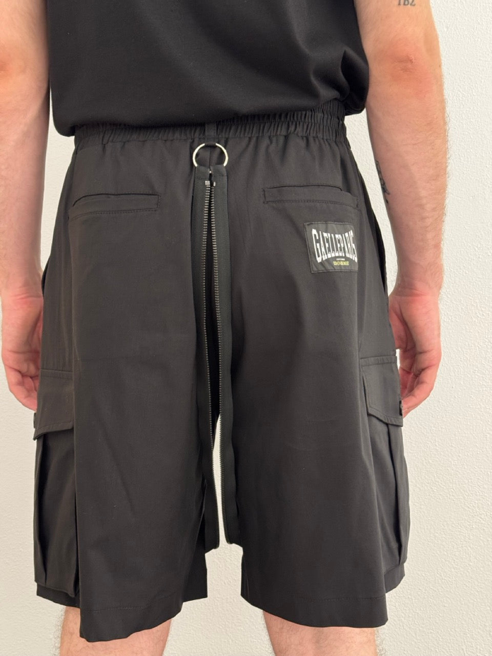 Short in nylon