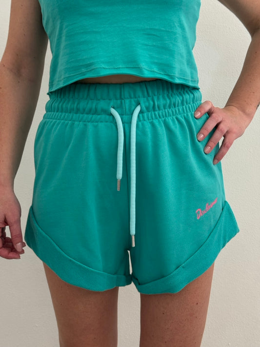 Shorts con risvolto