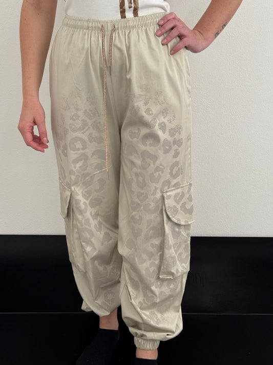 Pantalone cargo maculato