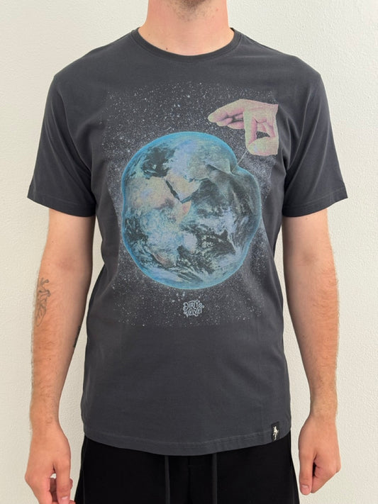 T-shirt boom