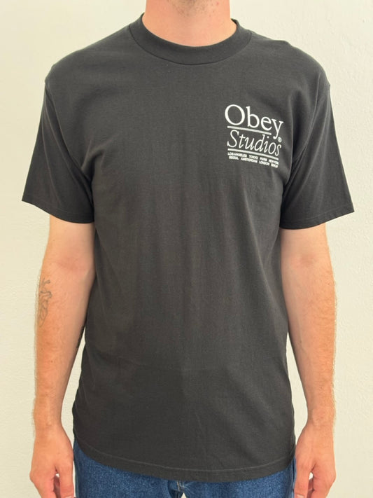 T-shirt studios