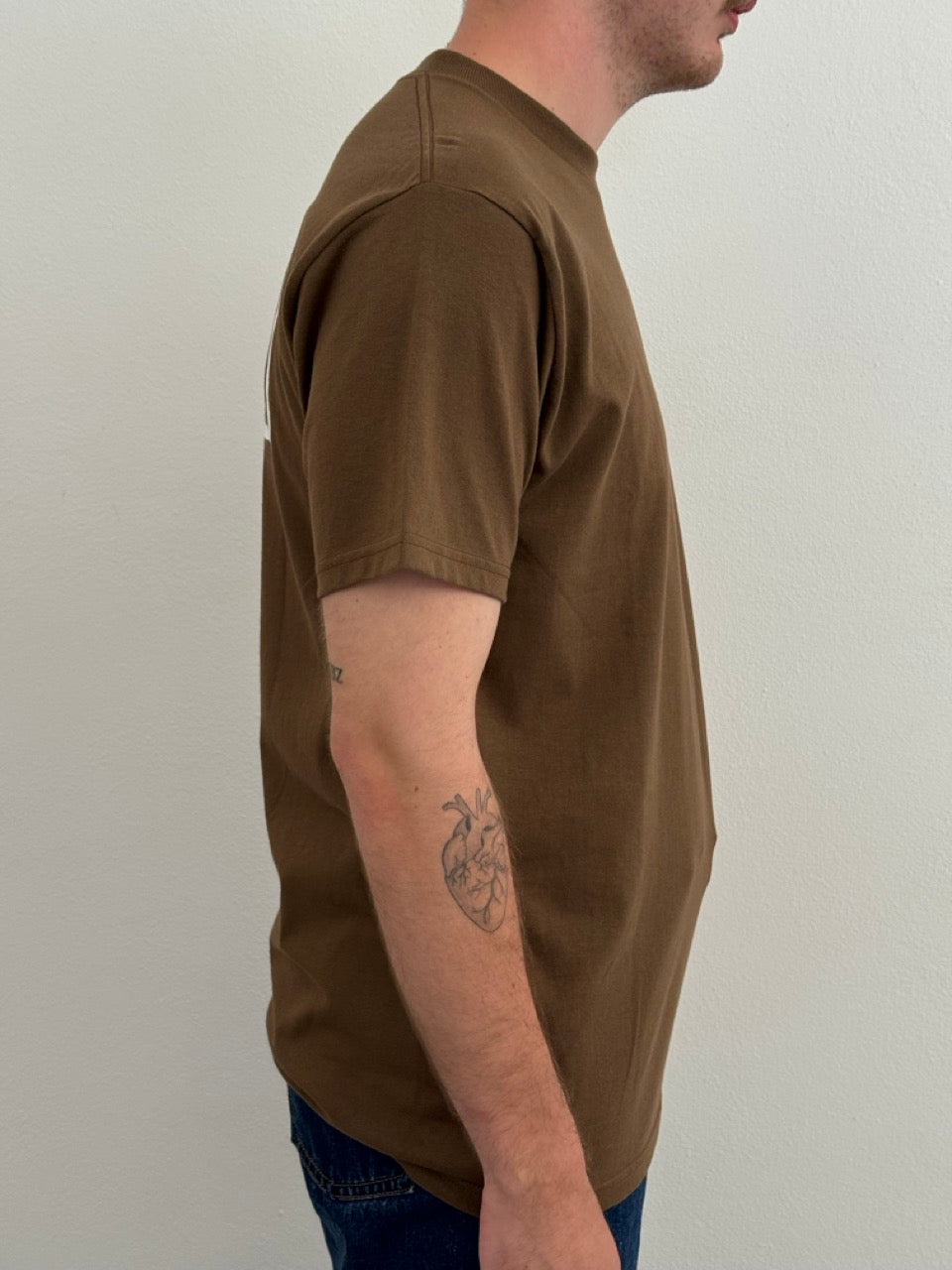 T-shirt eyes