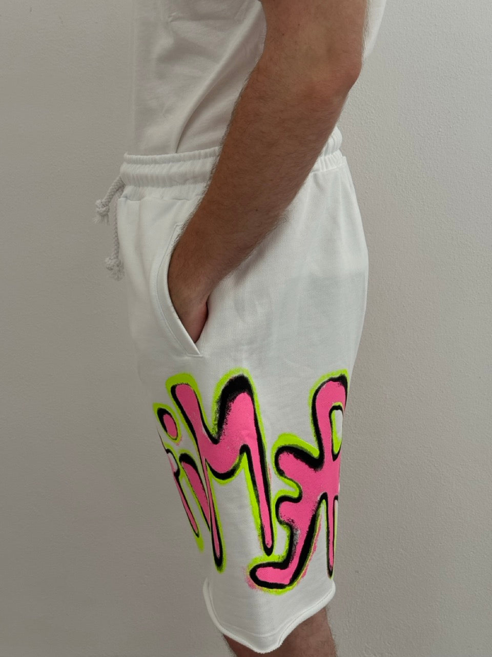 Bermuda logo fluo